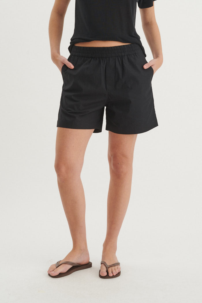Basic Apparel Silje Shorts Shorts 001 Black